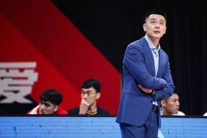 杨鸣谈球队三分球低迷：我感觉是心理方面的问题