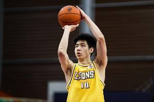 朱俊龙:我们很年轻 到后面会越打越好 下一场要做好针对性部署