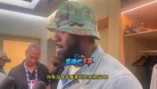 詹姆斯曾表示：我对莱利充满敬意，当初离开热火是顺其自然的结果
